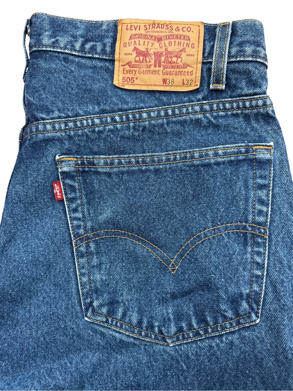 Vintage Levis 505 Jeans Mens Size 38x32 Blue Straight Leg Dark Wash 90s Retro